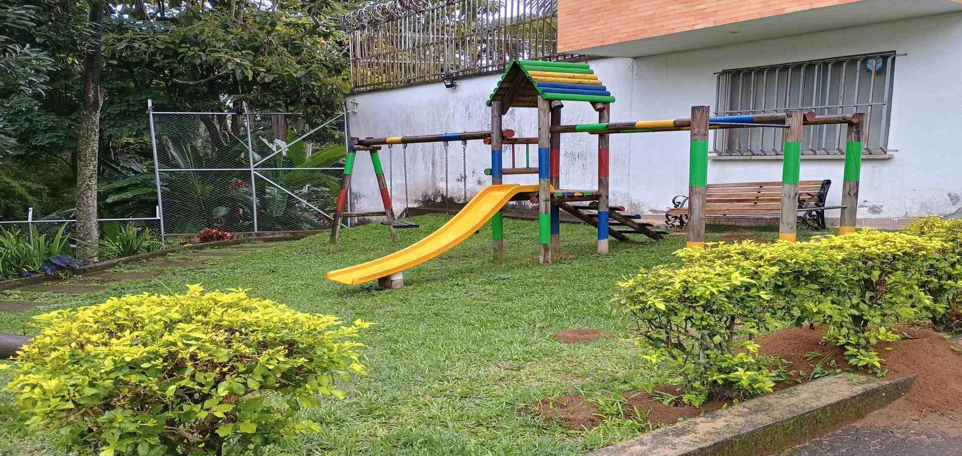 Foto de Casa para Venta en Av 19, Armenia  - 279059811