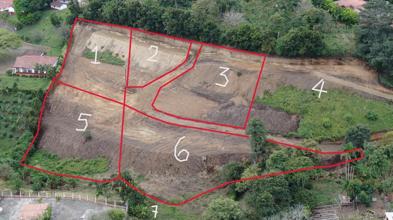 Foto de Lote / terreno para Venta en Via armenia, Pereira - 279060751