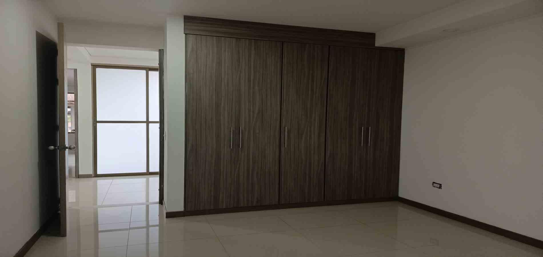 Foto de Casa campestre en Venta en Av. la romelia el pollo, Dosquebradas - 50 - 279061808