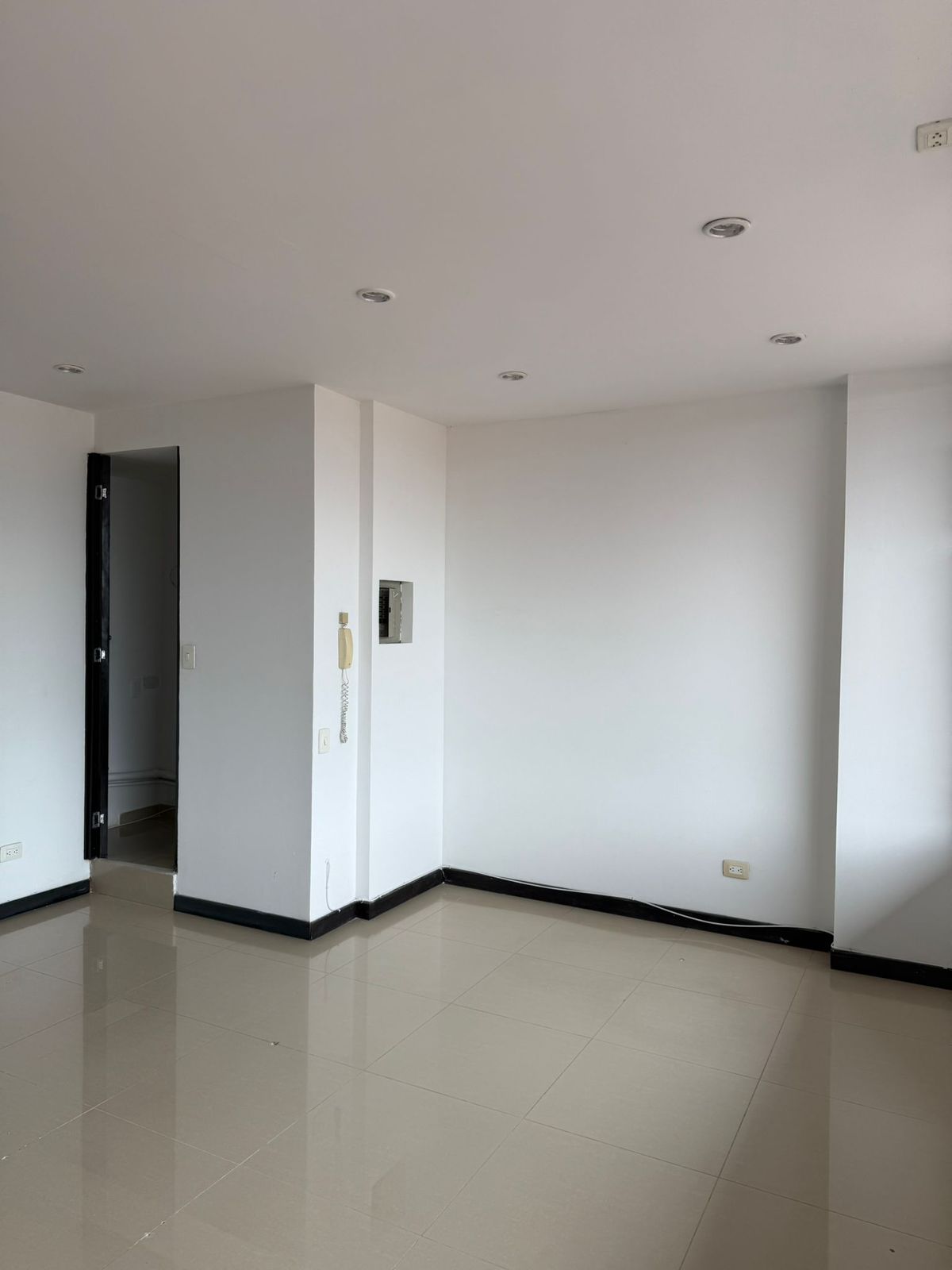 Foto de Local en Venta en Av 19, Armenia  - 10 - 279064118