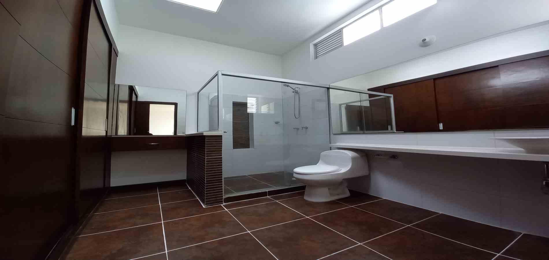 Foto de Casa en Arriendo en Av 19, Armenia  - 36 - 279068699