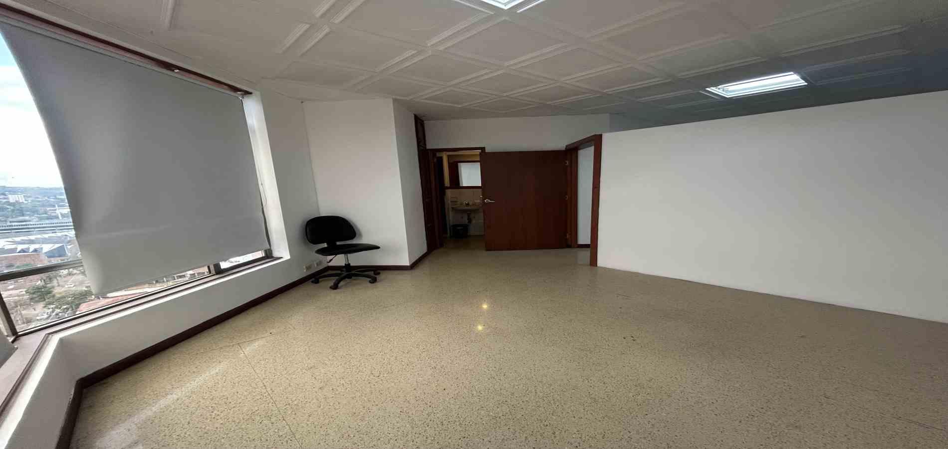 Foto de Oficina en Arriendo en Centro, Pereira - 8 - 279068234