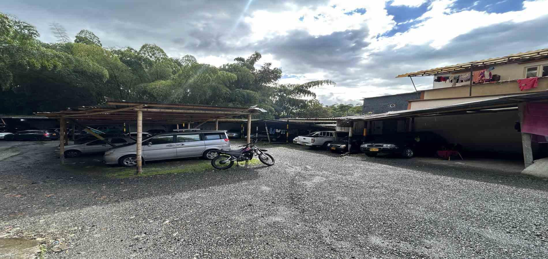Foto de Lote / terreno en Venta en Av simon bolivar, Dosquebradas - 2 - 279066471