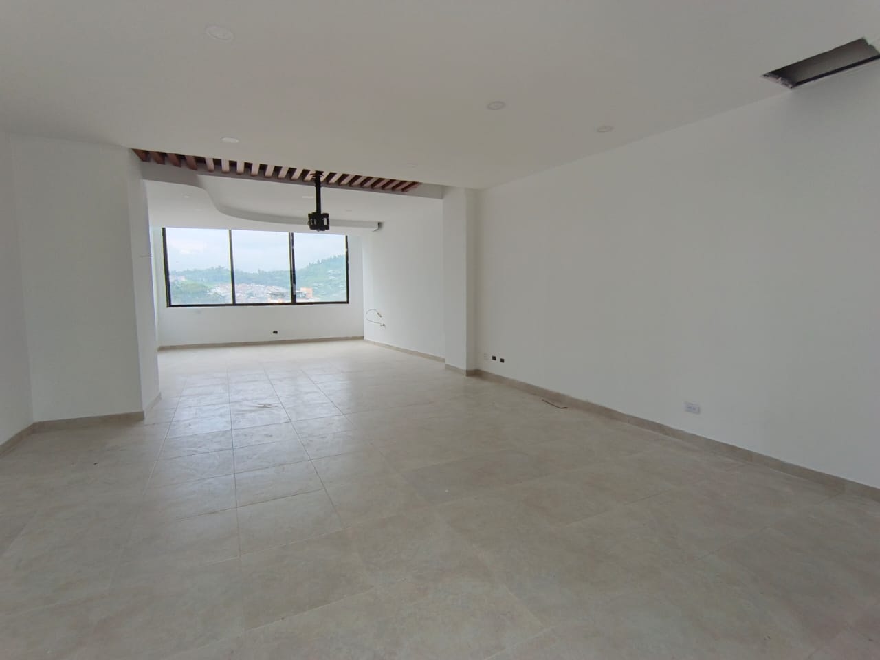 Foto de Local para Arriendo en El cable, Manizales - 279065499