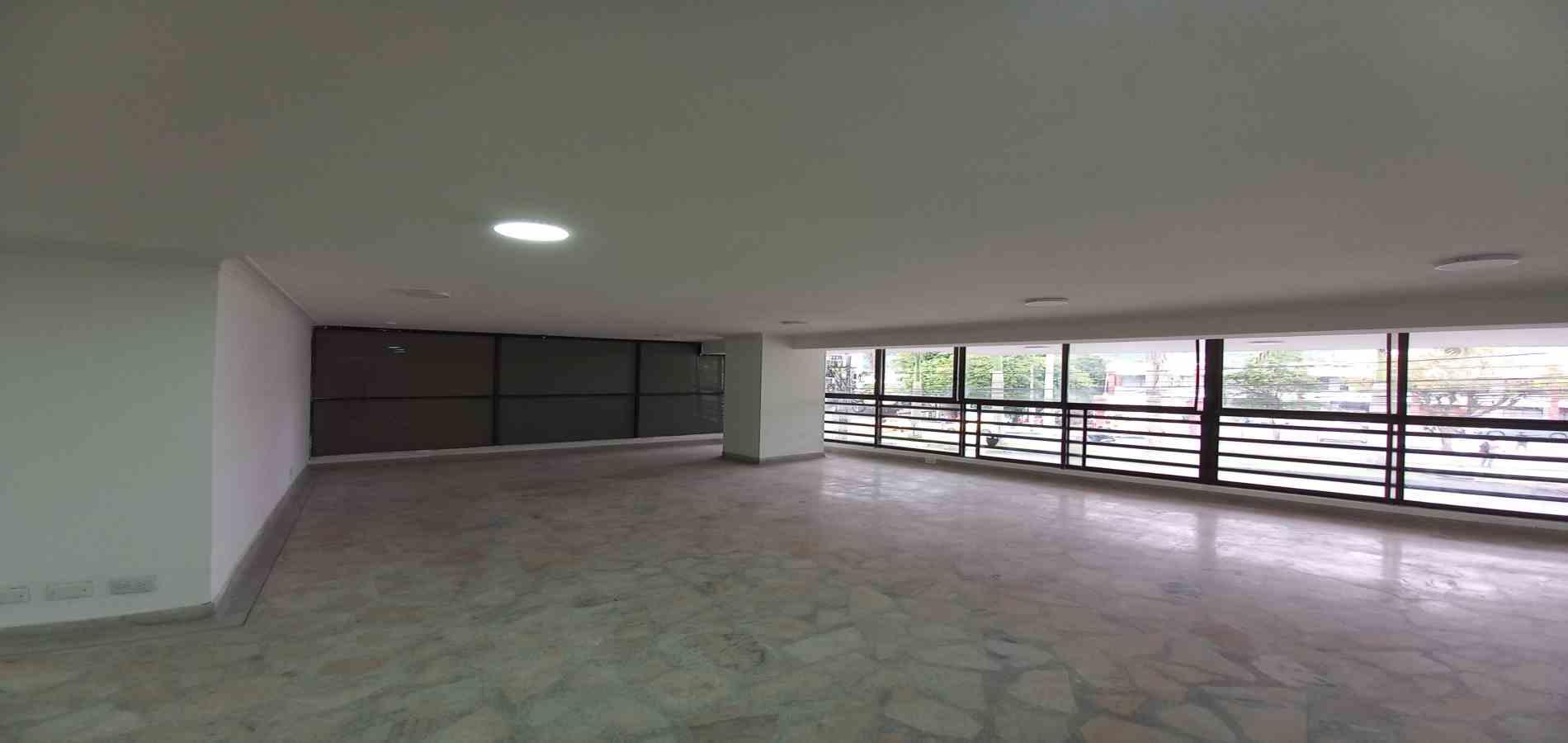 Foto de Local en Arriendo en Avenida 30 de agosto, Pereira - 8 - 279066493