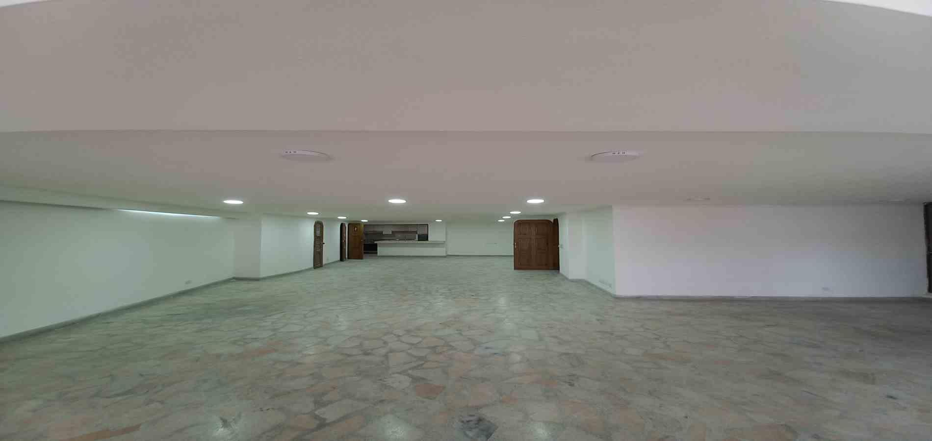 Foto de Local en Arriendo en Avenida 30 de agosto, Pereira - 9 - 279066493