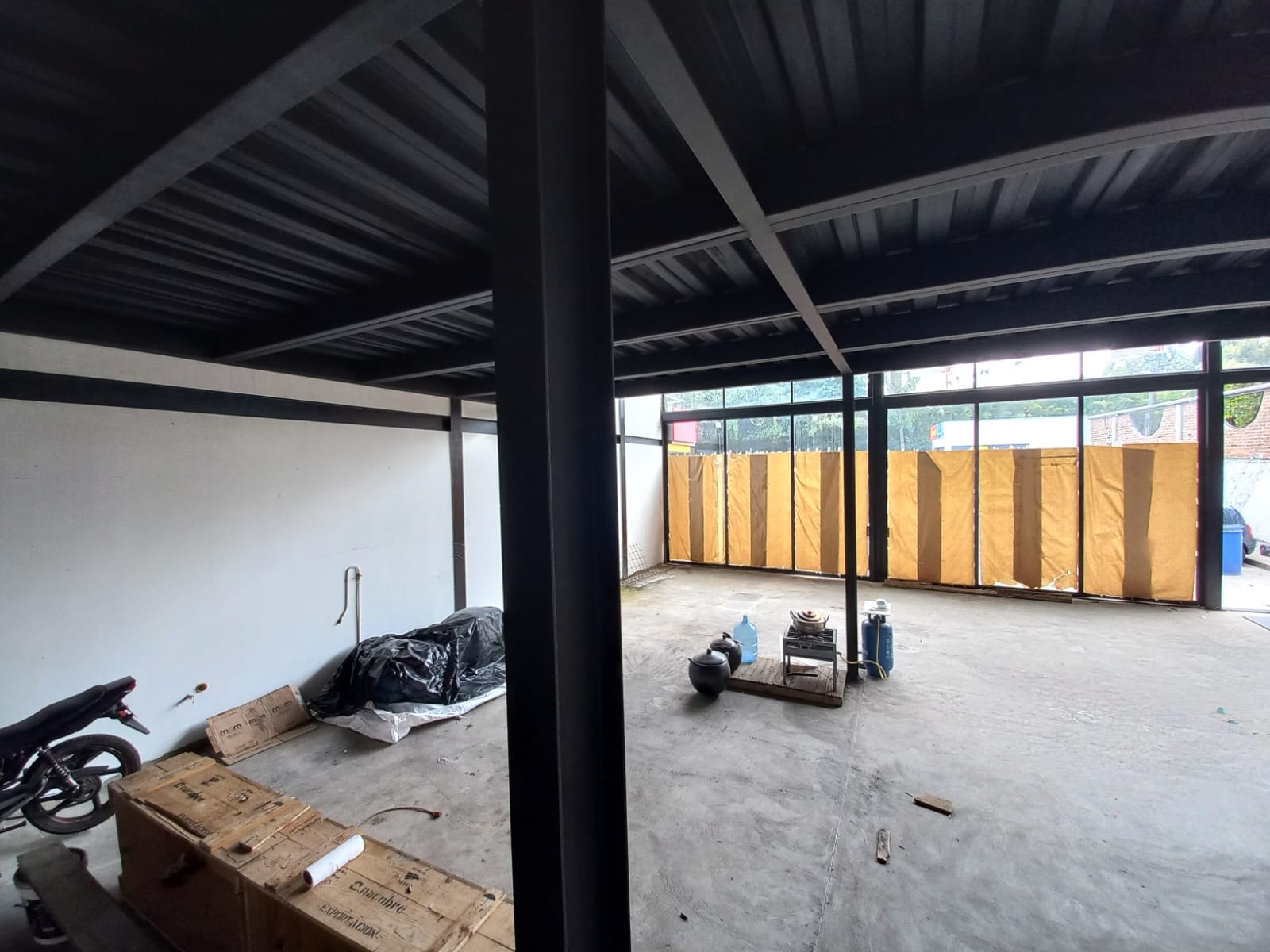 Foto de Local para Arriendo en Via armenia, Pereira - 279068160
