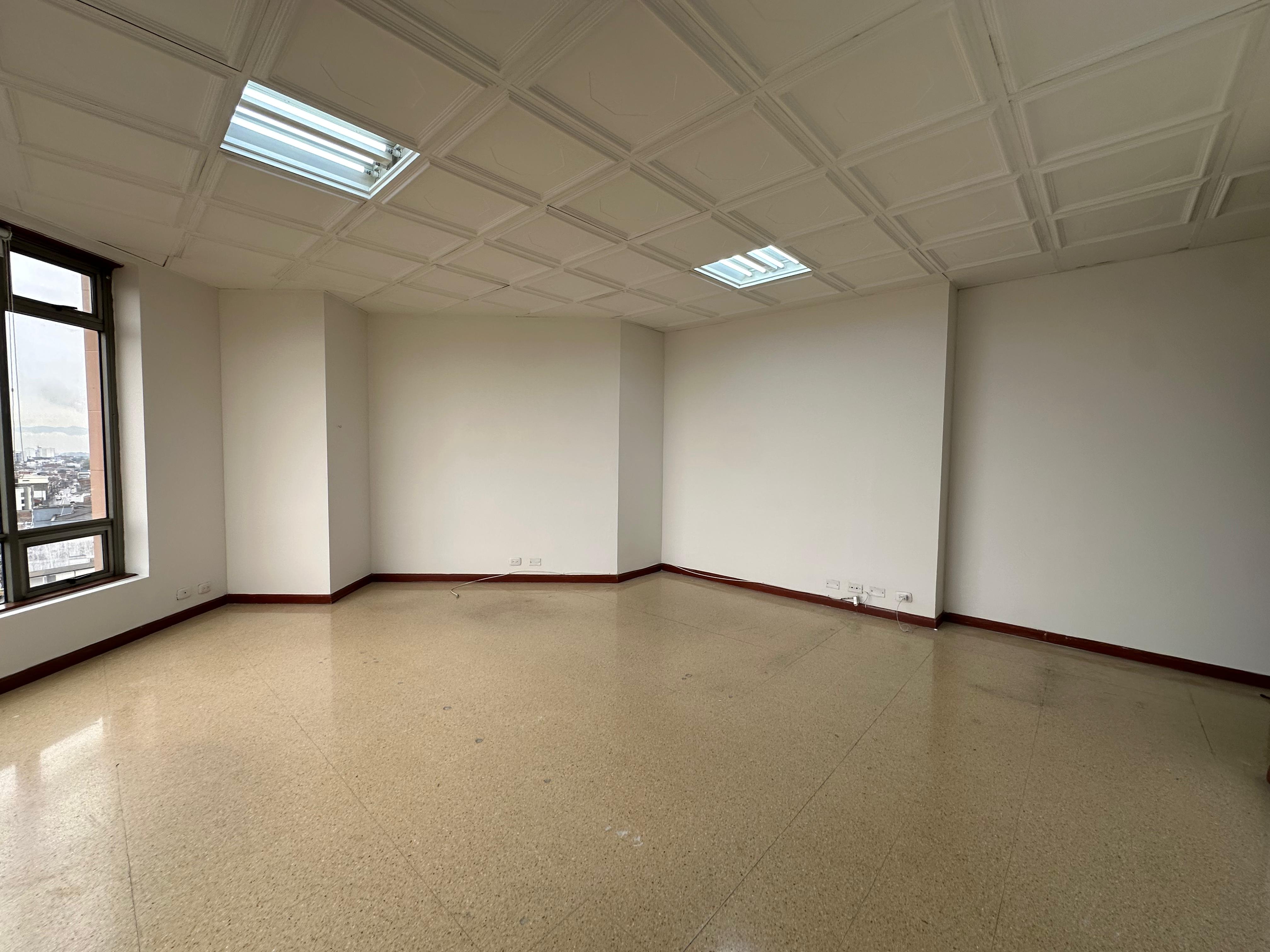 Foto de Oficina en Arriendo en Centro, Pereira - 8 - 279065738