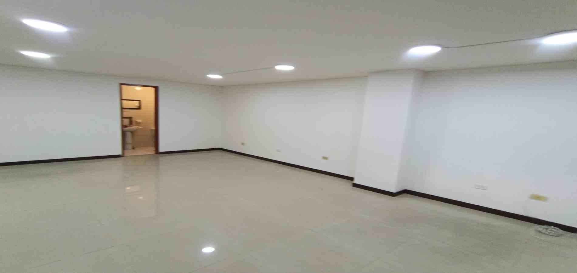 Foto de Oficina en Arriendo en Centro, Manizales - 9 - 279064044