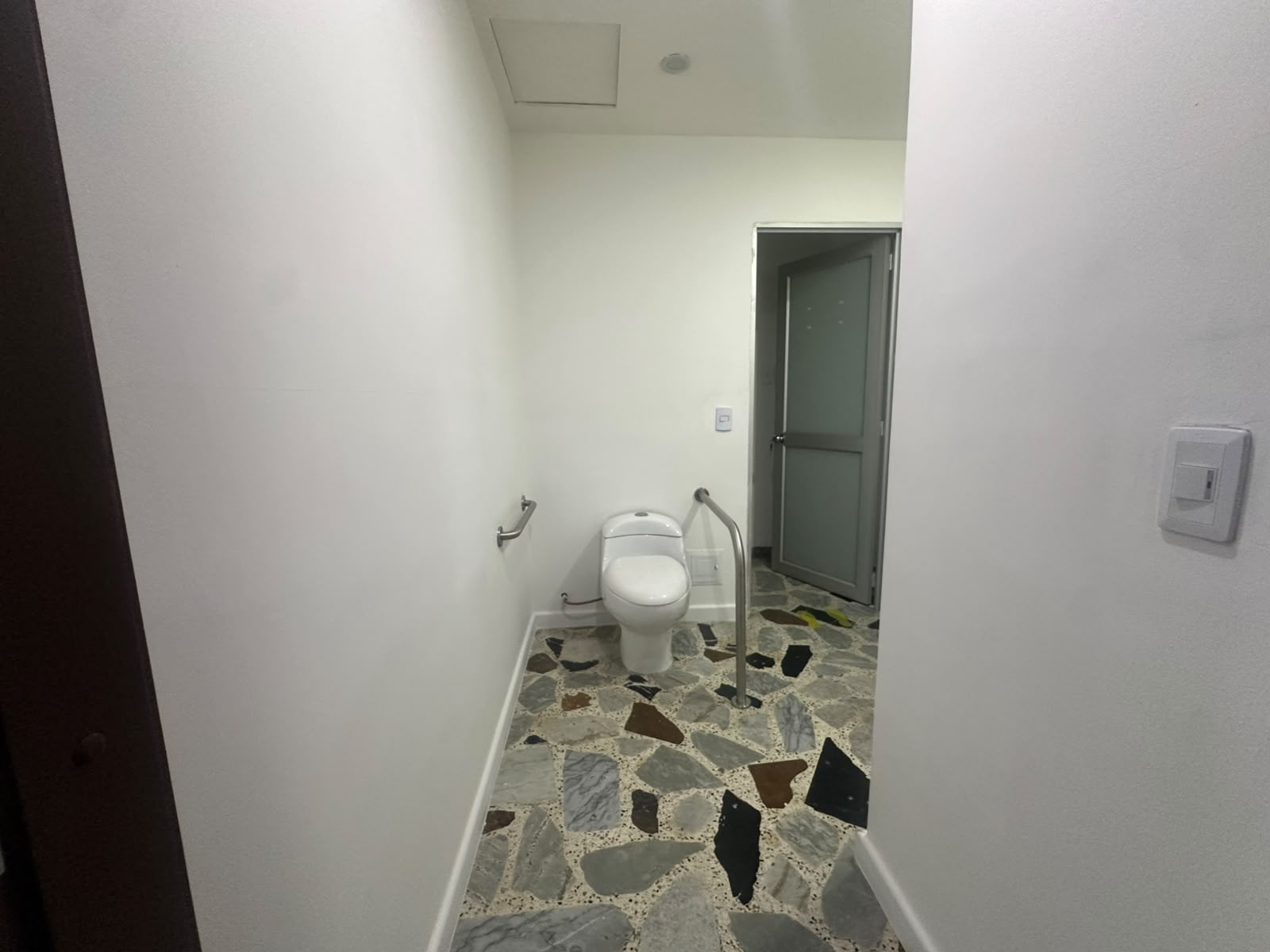 Foto de Local en Arriendo en Avenida 30 de agosto, Pereira - 25 - 279069419