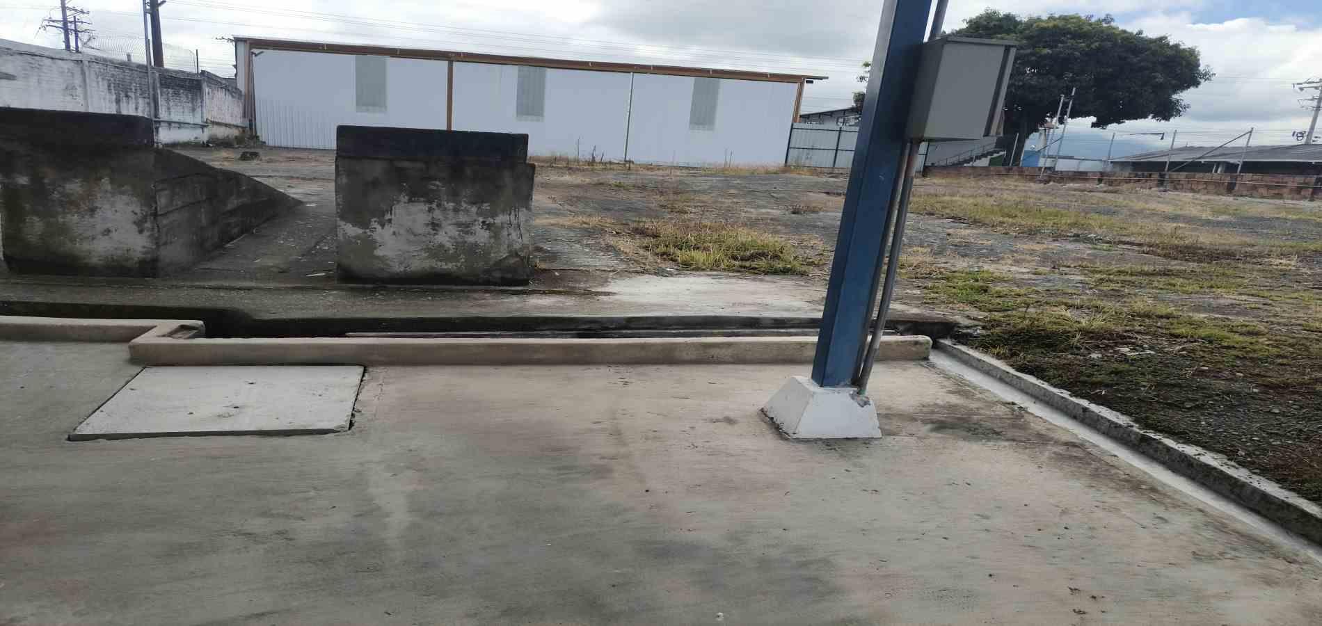 Foto de Bodega para Arriendo en Zona industrial, Armenia  - 279067982
