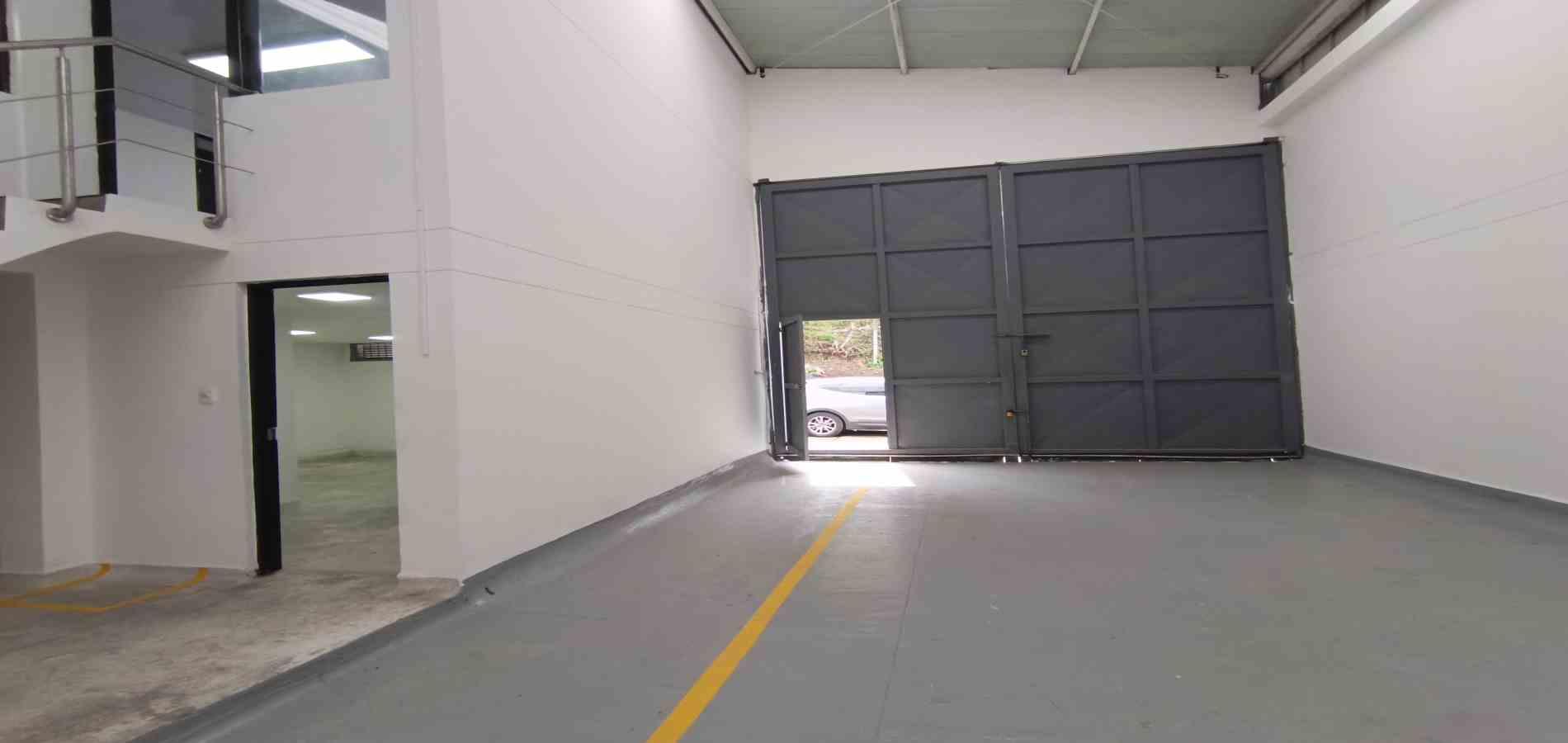 Foto de Bodega en Arriendo en Malteria, Manizales - 12 - 279070153