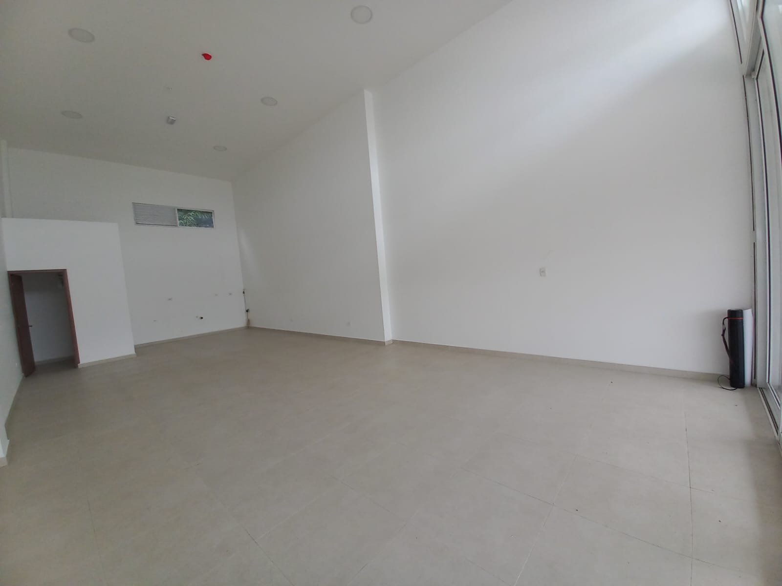 Foto de Local en Venta en Av. la romelia el pollo, Dosquebradas - 10 - 279067621