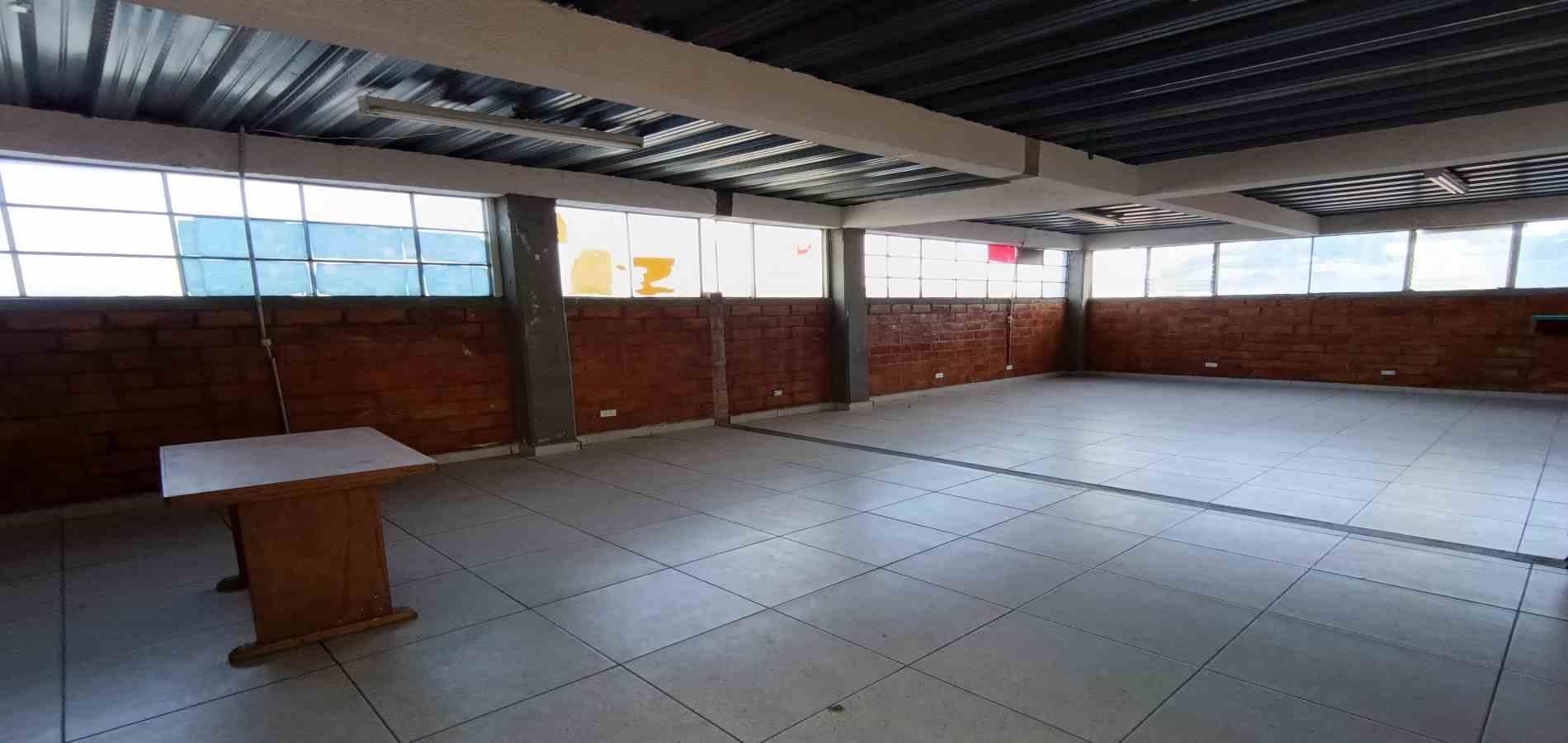 Foto de Edificio de apartamentos para Arriendo en Centro, Villamaria - 279067821