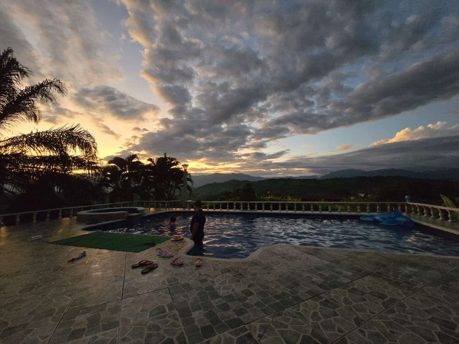 Foto de Casa campestre en Venta en Kilometro 41, Manizales - 2 - 279061635