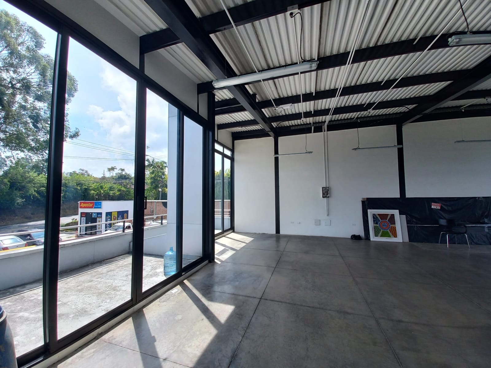 Foto de Local en Arriendo en Via armenia, Pereira - 2 - 279068162