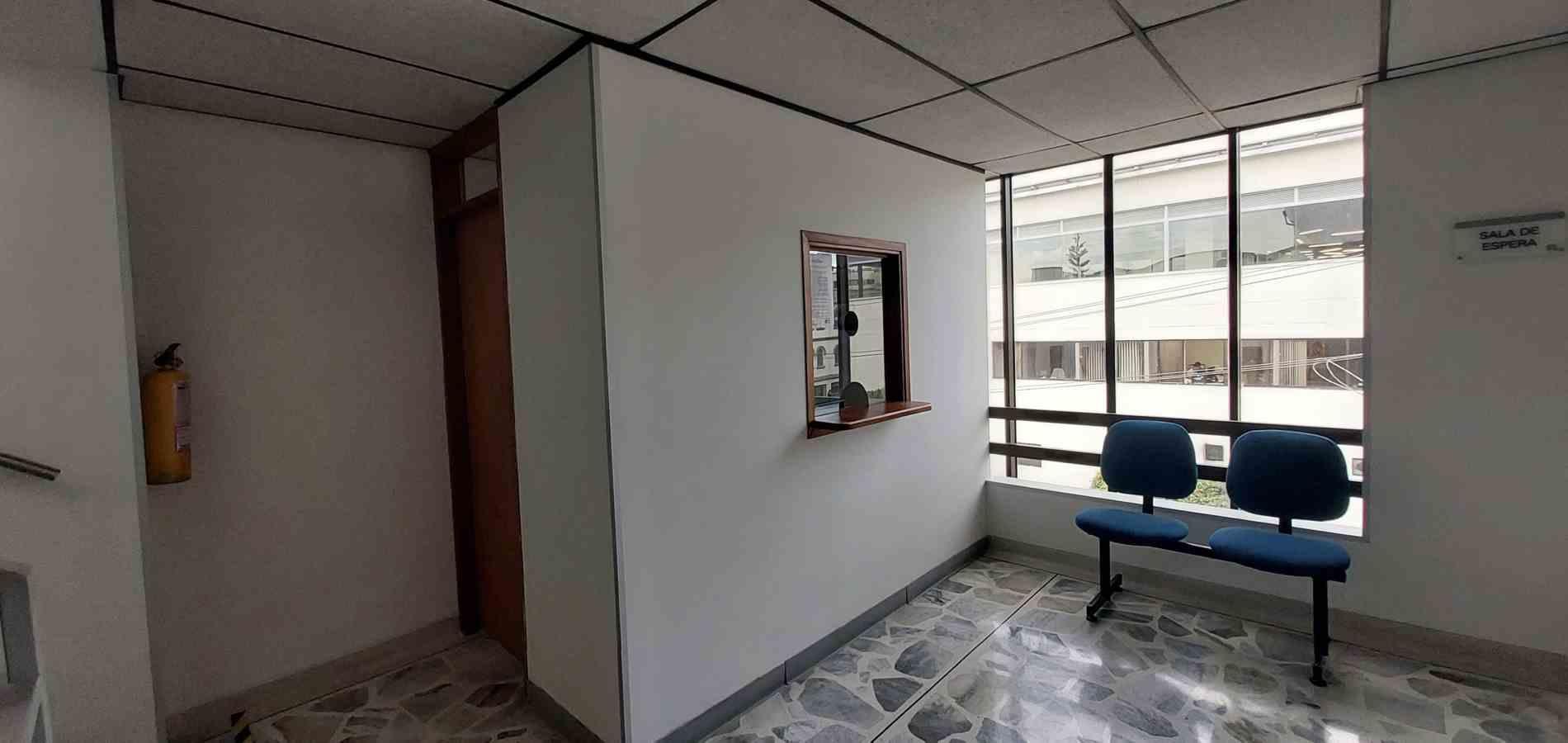 Foto de Edificio en Venta en Versalles, Manizales - 11 - 279025898