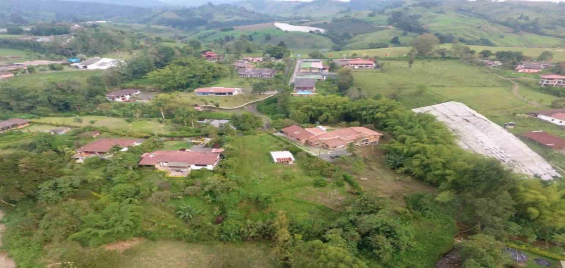 Foto de Lote / terreno en Venta en San vicente, Santa rosa de cabal - 1 - 279054961