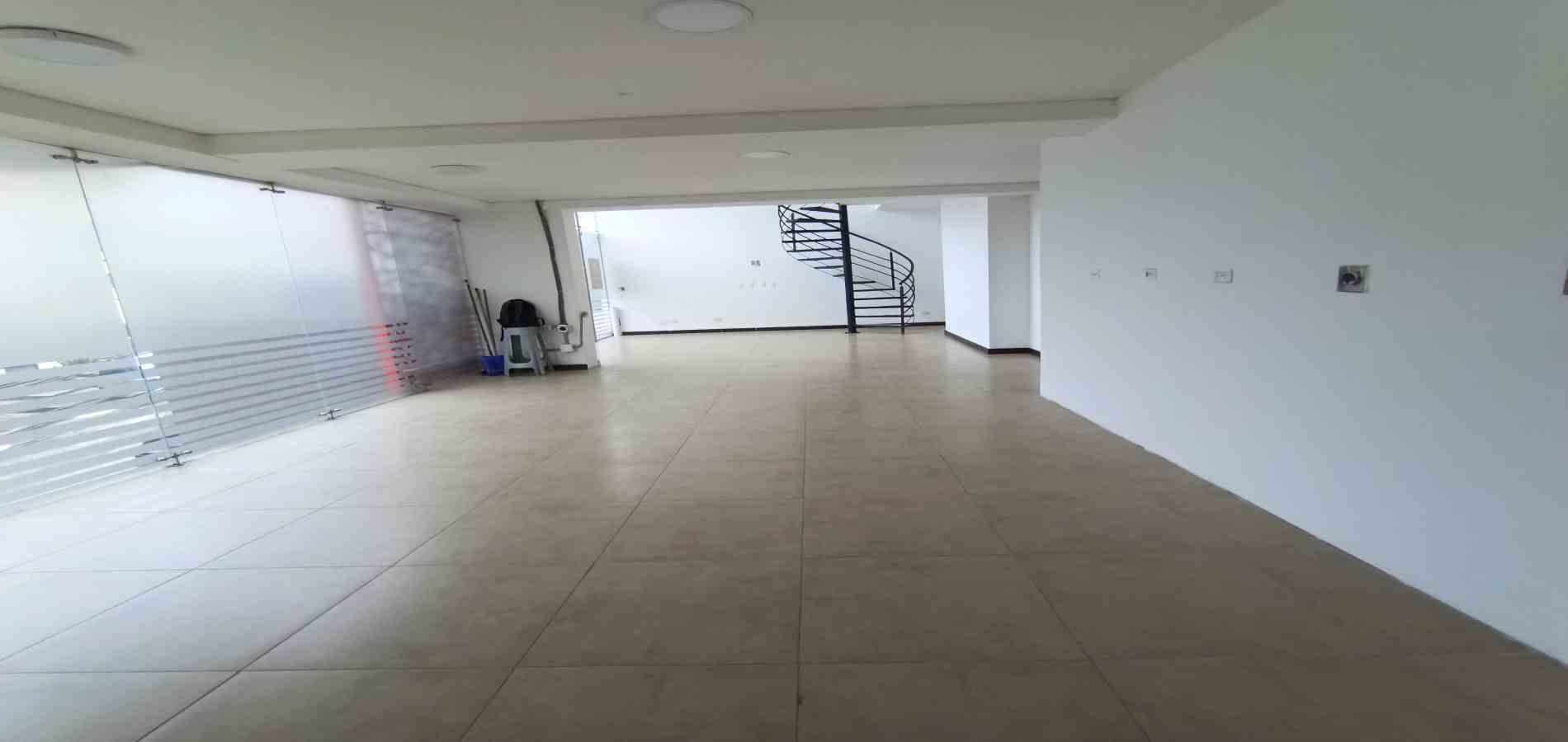 Foto de Local en Arriendo en Guayacanes, Manizales - 18 - 279069667