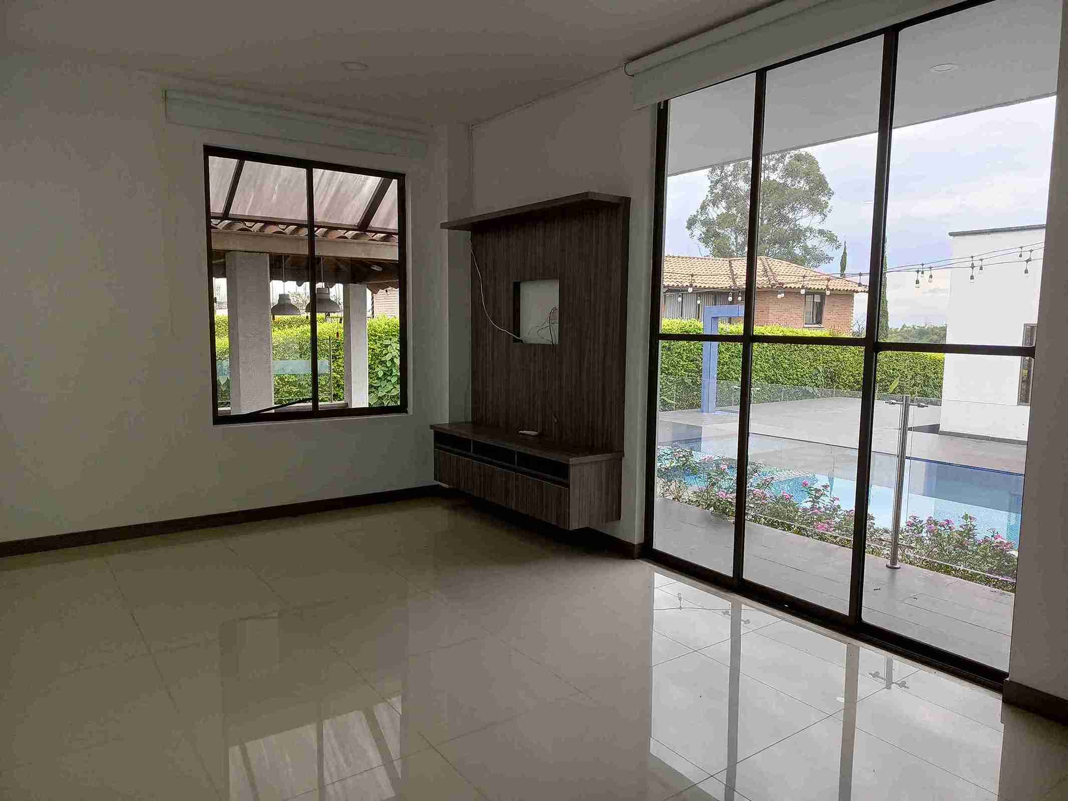 Foto de Casa campestre en Venta en Av. la romelia el pollo, Dosquebradas - 39 - 279061808