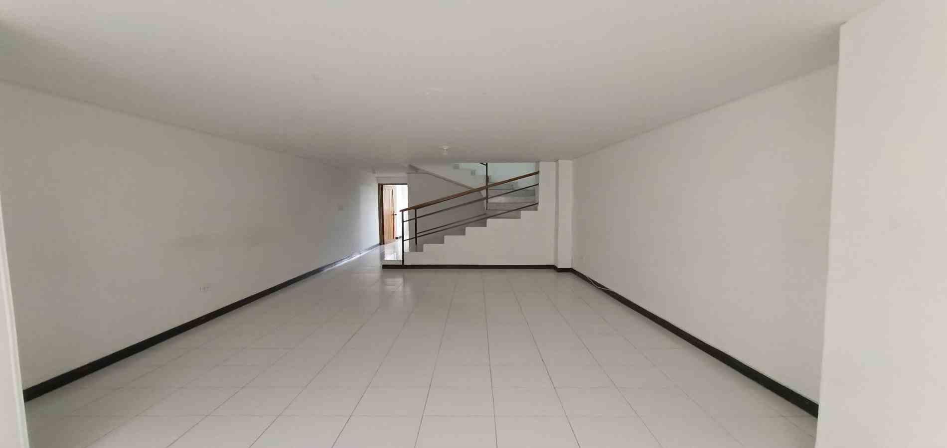 Foto de Apartamento para Arriendo en La rambla, Manizales - 279069472