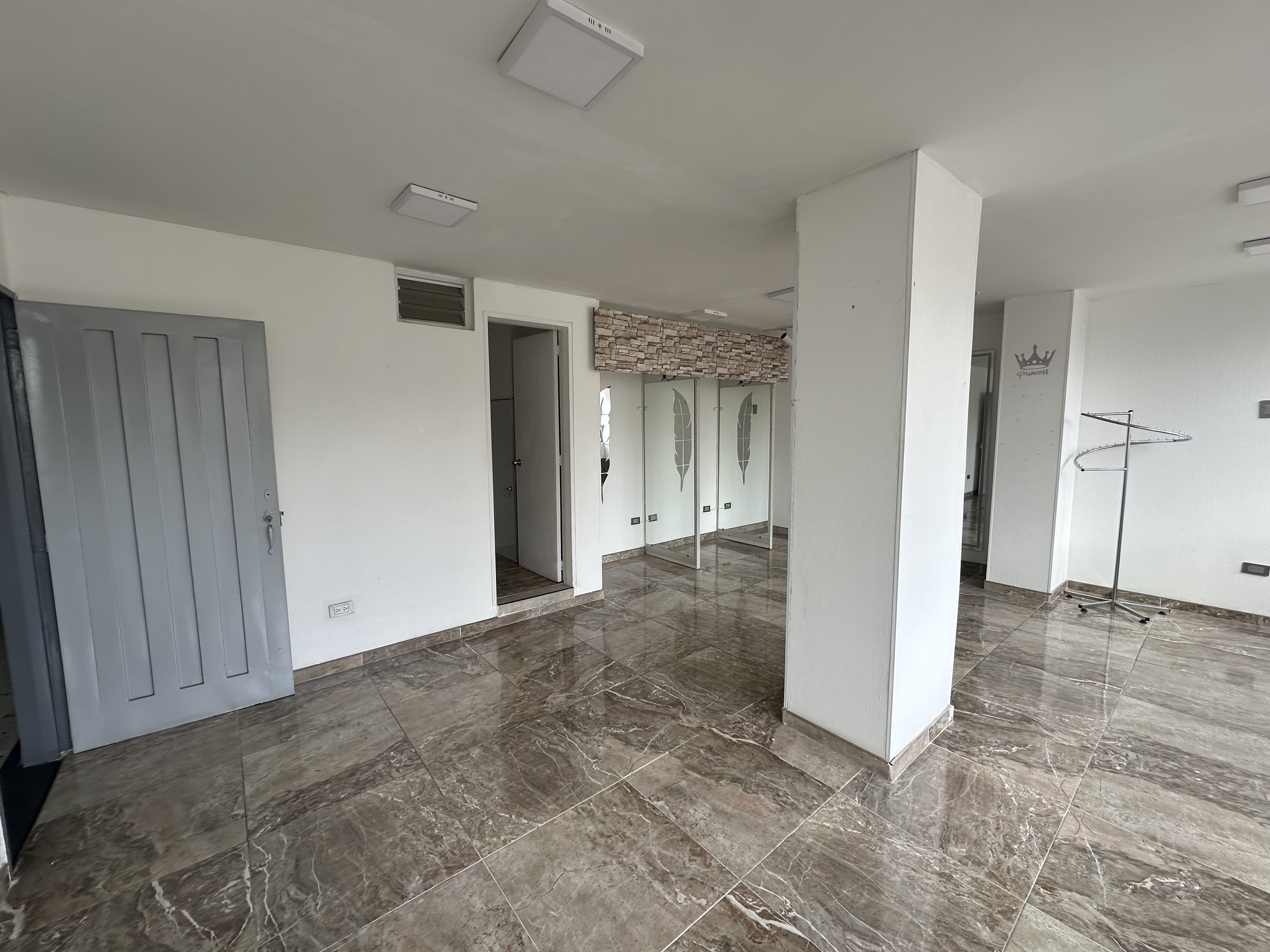 Foto de Local en Arriendo en Centro, Armenia  - 3 - 279068480