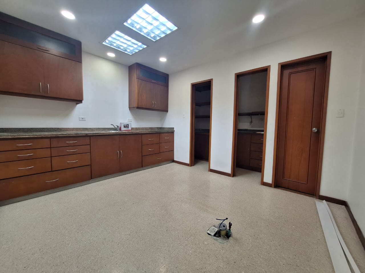 Foto de Oficina en Venta en Norte, Armenia  - 2 - 279065989
