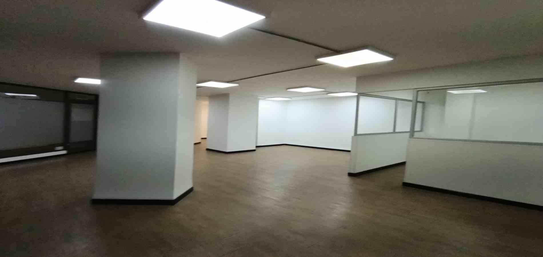 Foto de Local en Arriendo en Palogrande, Manizales - 14 - 279067367