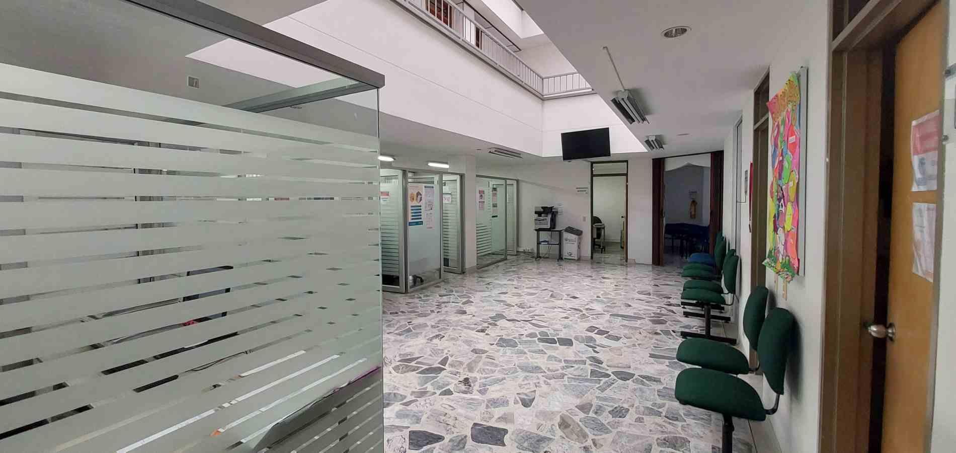 Foto de Edificio en Venta en Versalles, Manizales - 5 - 279025898