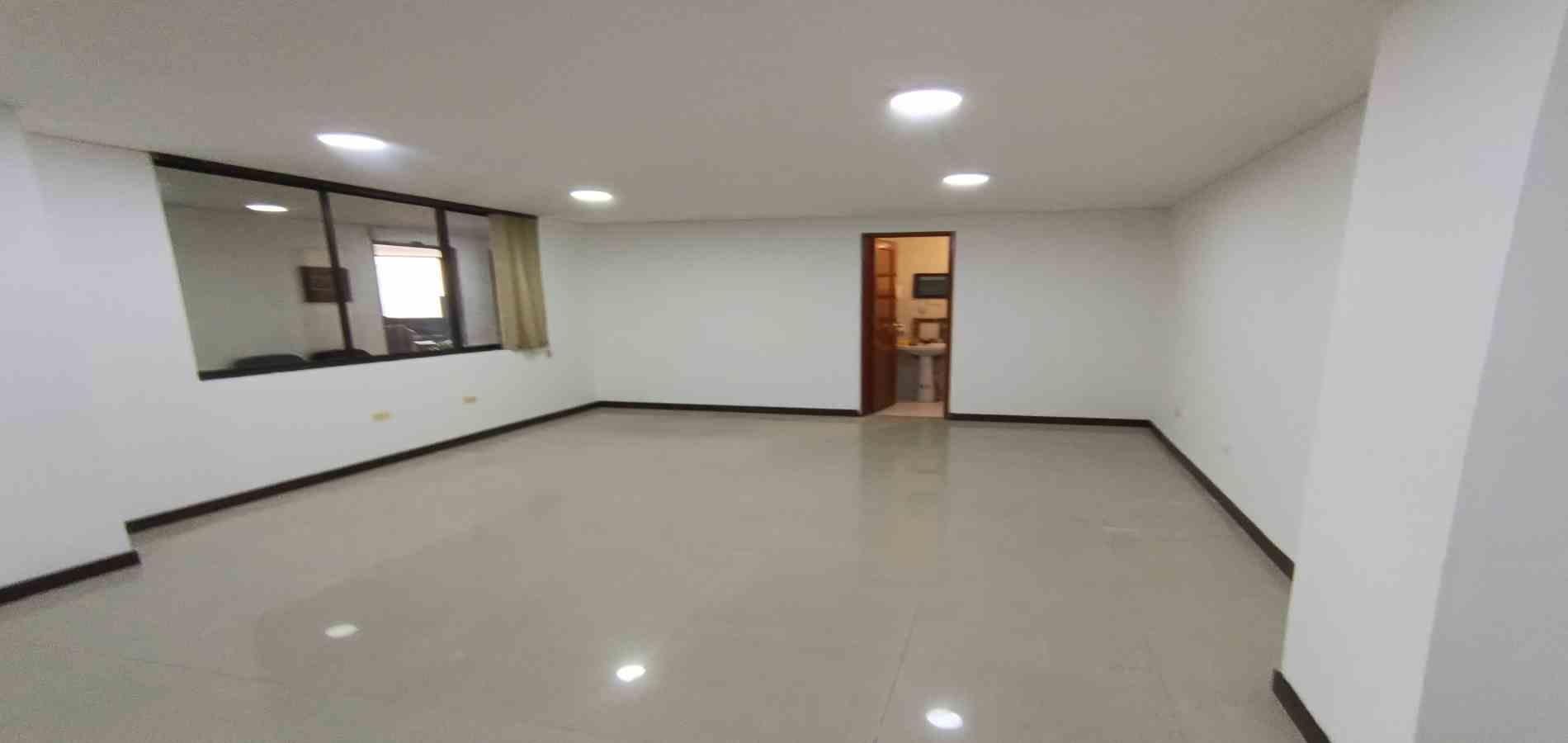 Foto de Oficina en Arriendo en Centro, Manizales - 14 - 279064044