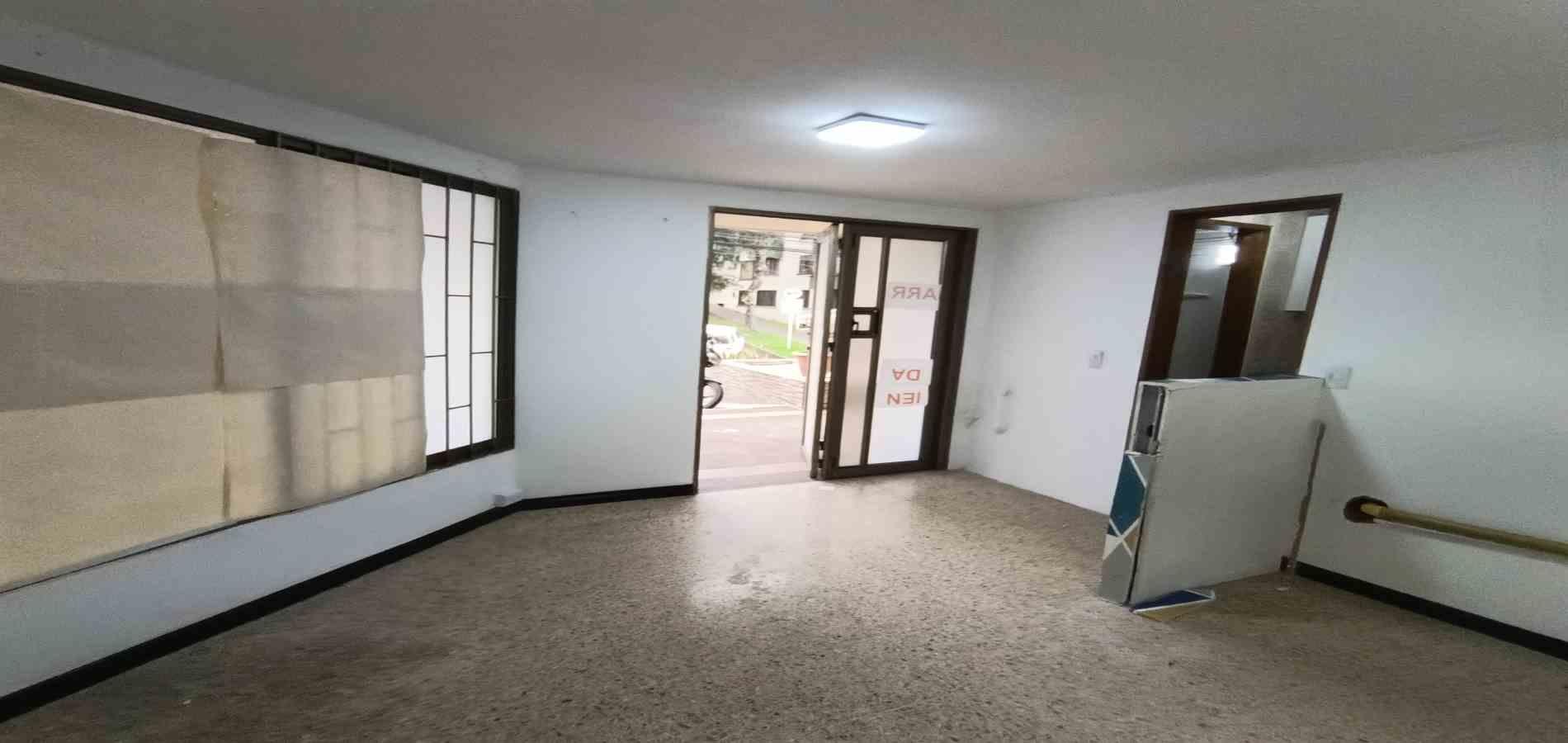Foto de Local en Arriendo en Versalles, Manizales - 3 - 279062938