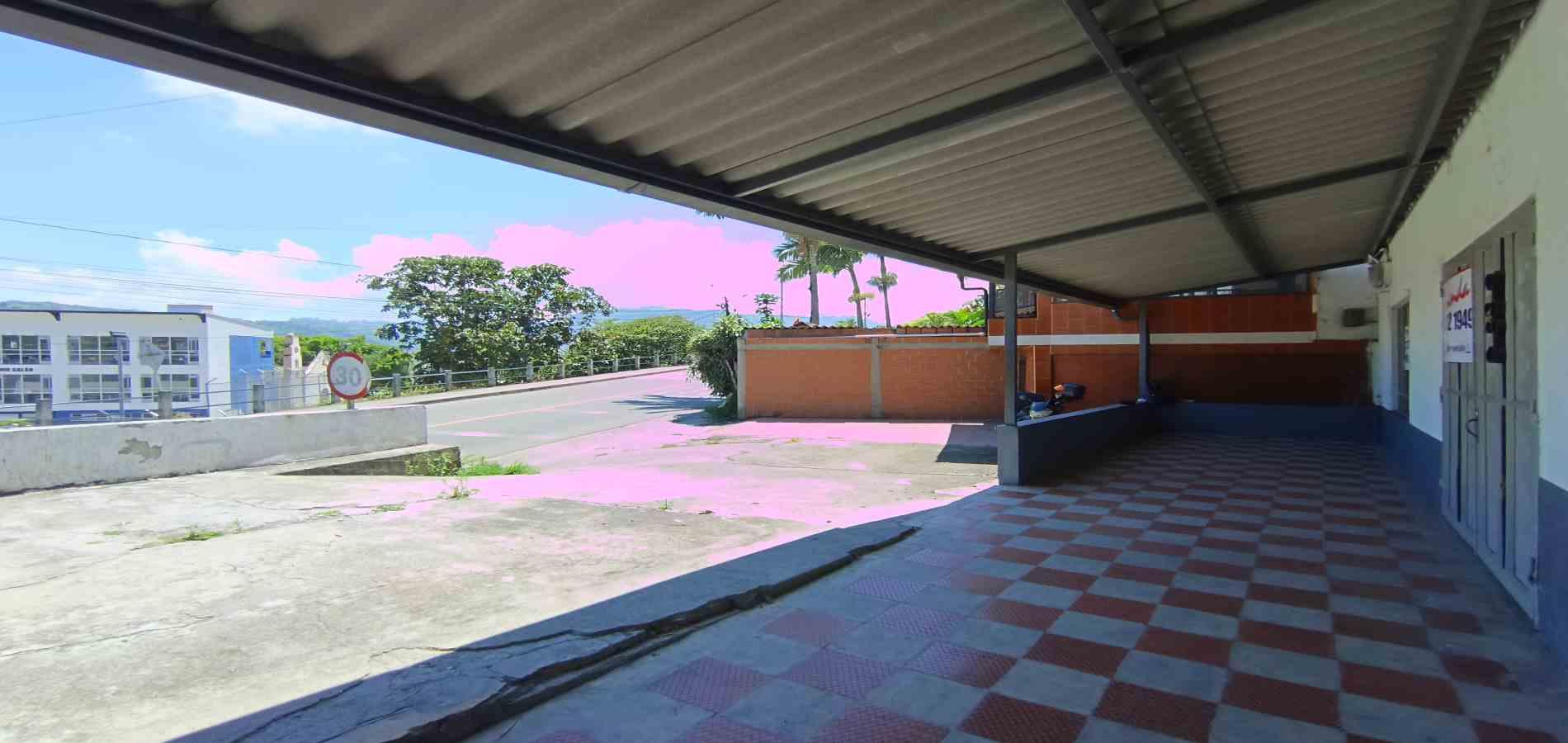 Foto de Local en Arriendo en Vereda el aguila , Manizales - 10 - 279068718