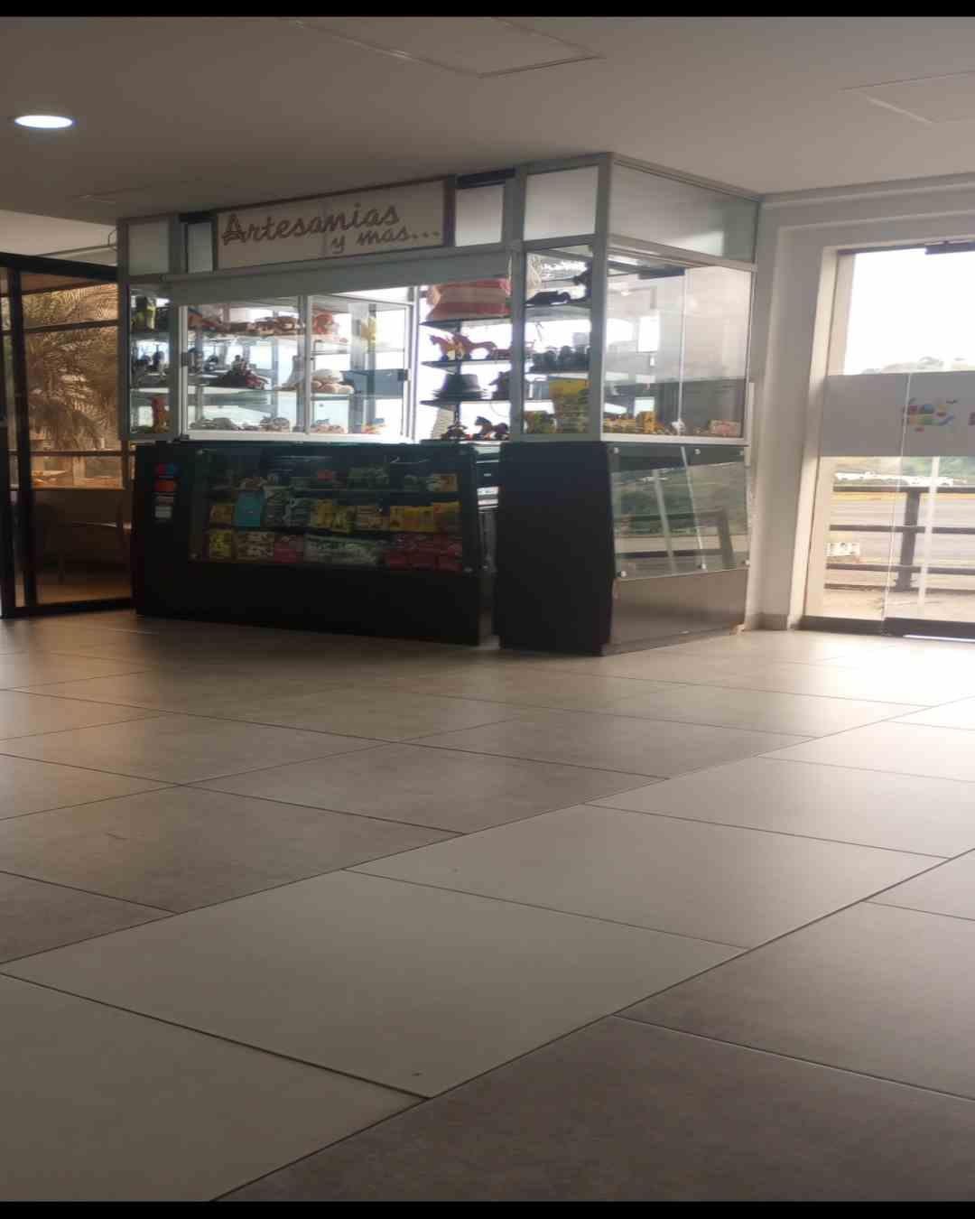 Foto de Local para Venta en La enea, Manizales - 279060901