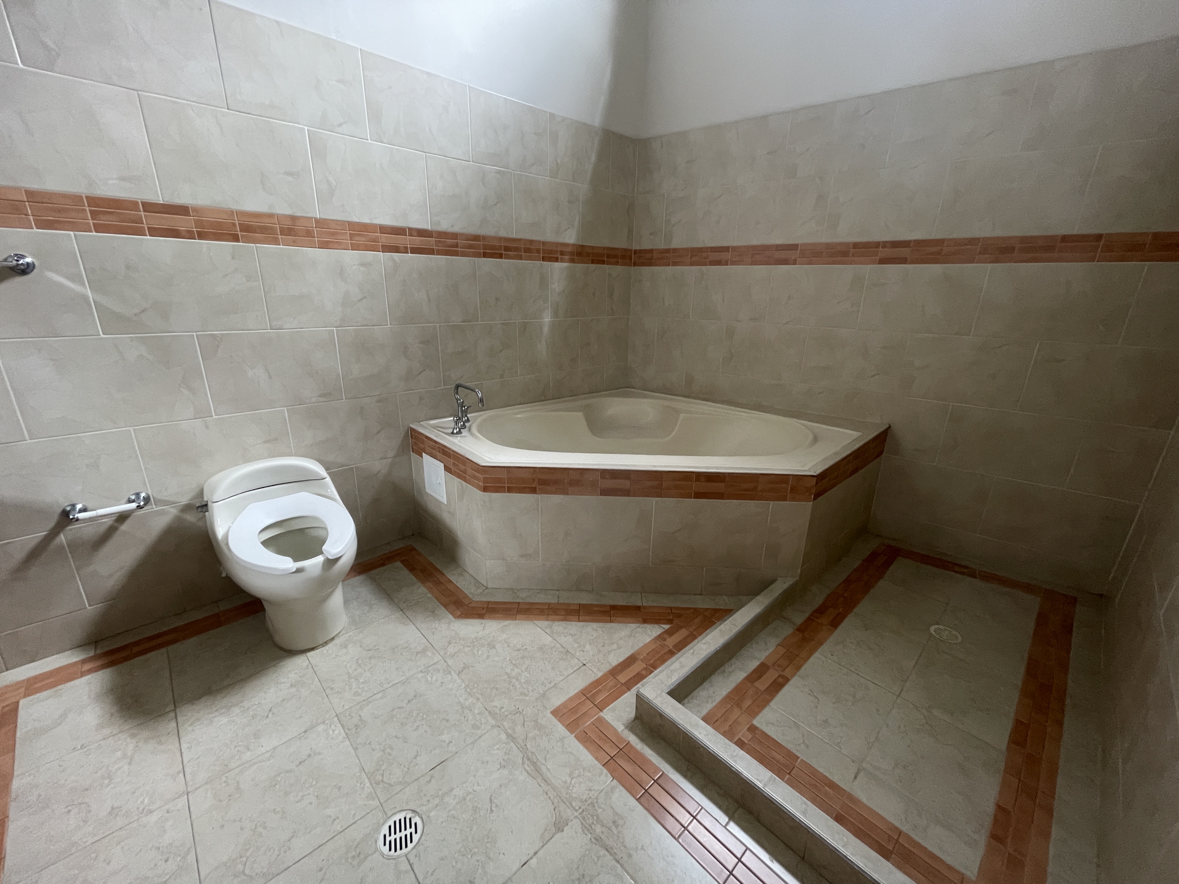 Foto de Casa campestre en Arriendo en Barcelona, Armenia  - 13 - 279064733
