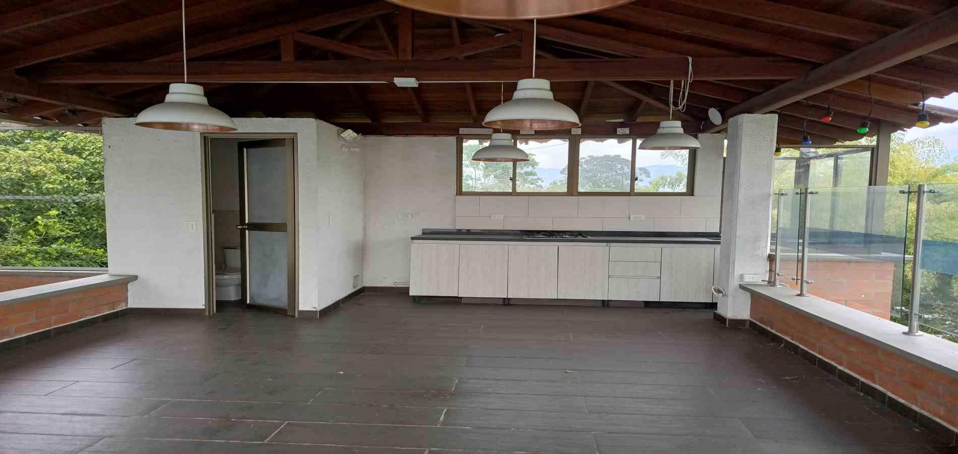 Foto de Casa campestre en Venta en Av. la romelia el pollo, Dosquebradas - 85 - 279061808