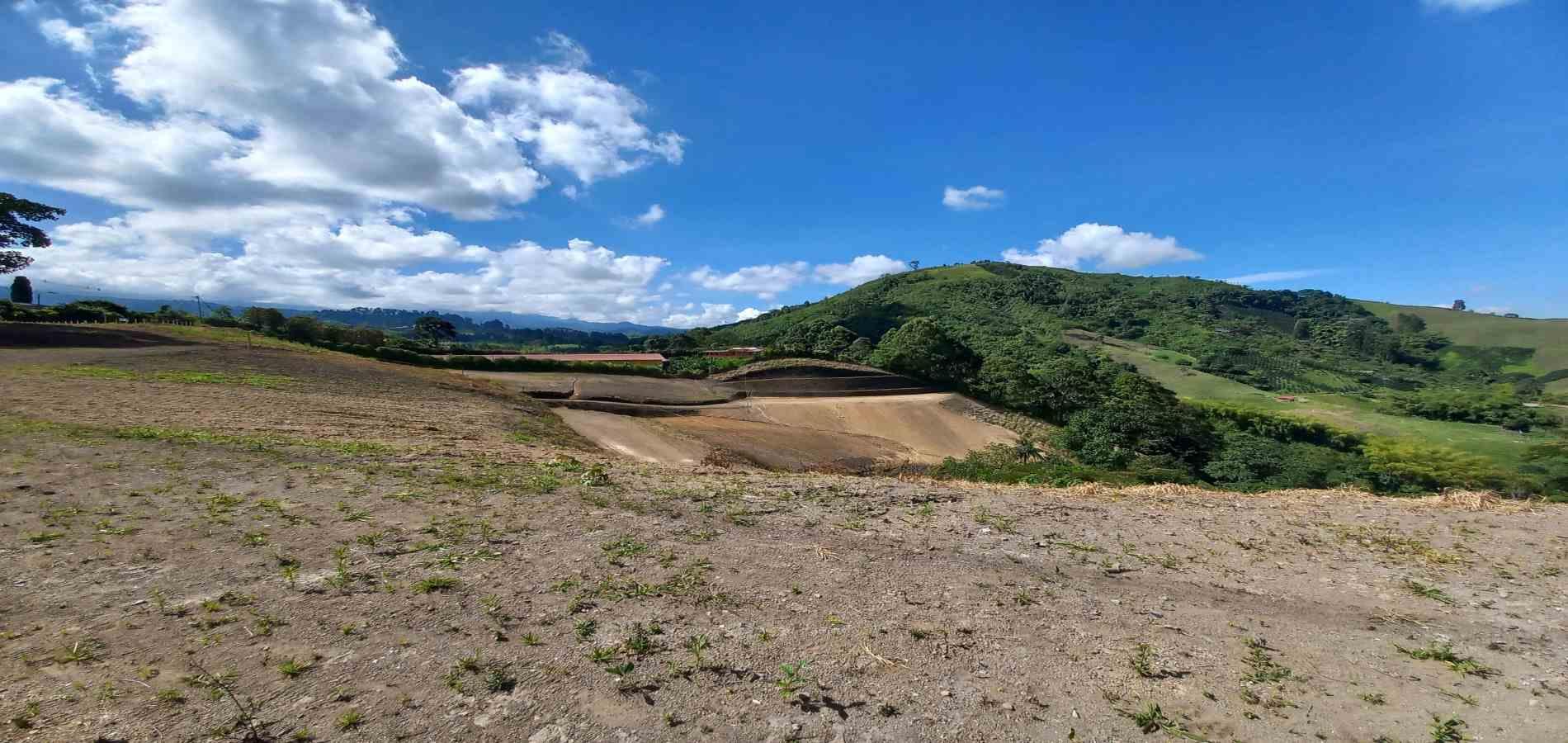 Foto de Lote / terreno para Venta en Vereda guacas, Santa rosa de cabal - 279067580