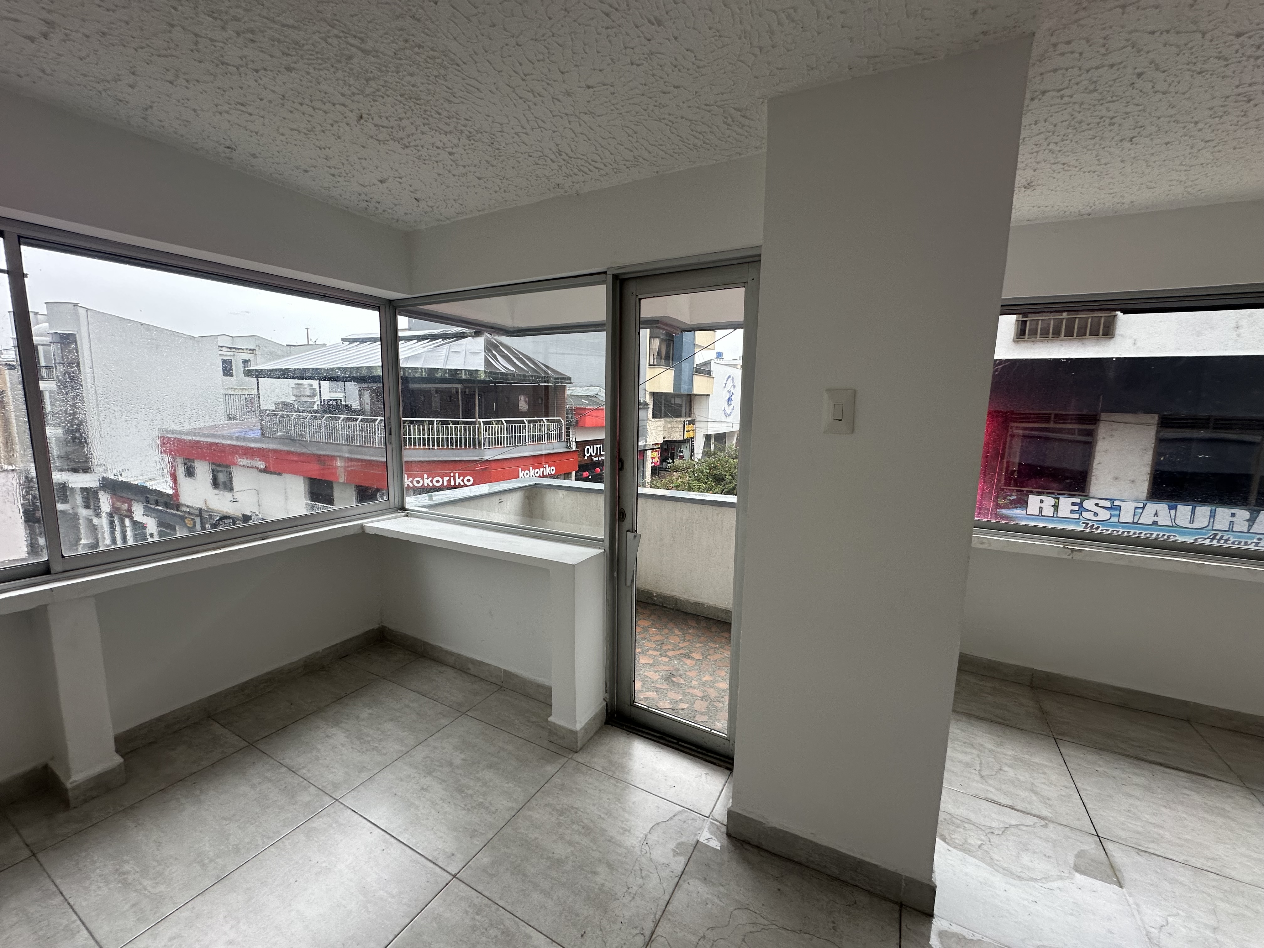 Foto de Local en Venta en Av bolivar, Armenia  - 19 - 279067929