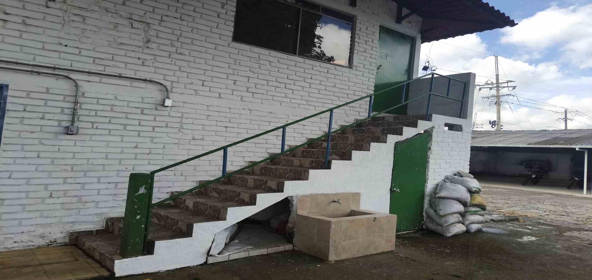 Foto de Bodega en Arriendo en Zona industrial, Armenia  - 10 - 279067981