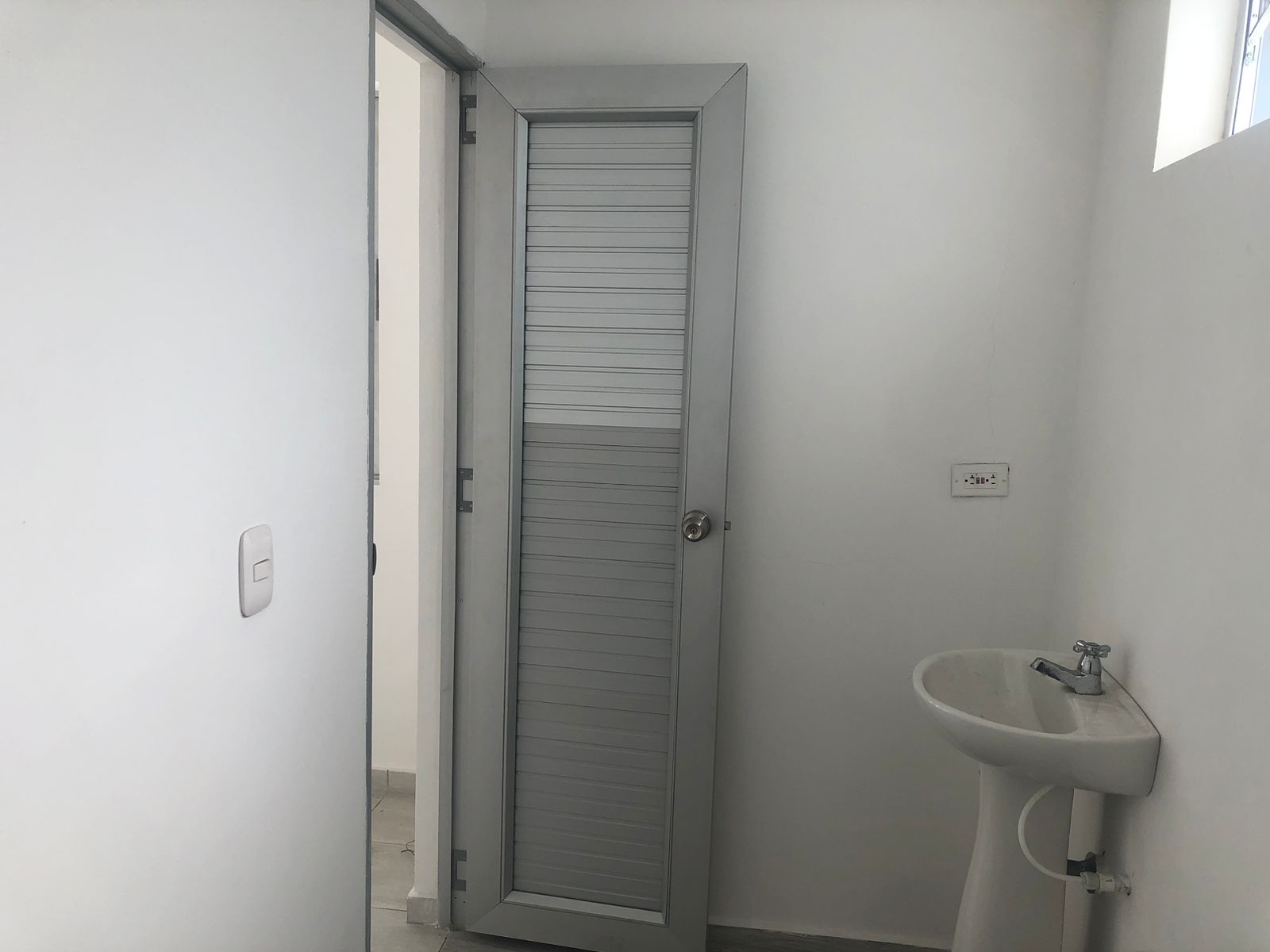 Foto de Oficina en Arriendo en Avenida 30 de agosto, Pereira - 18 - 279055784