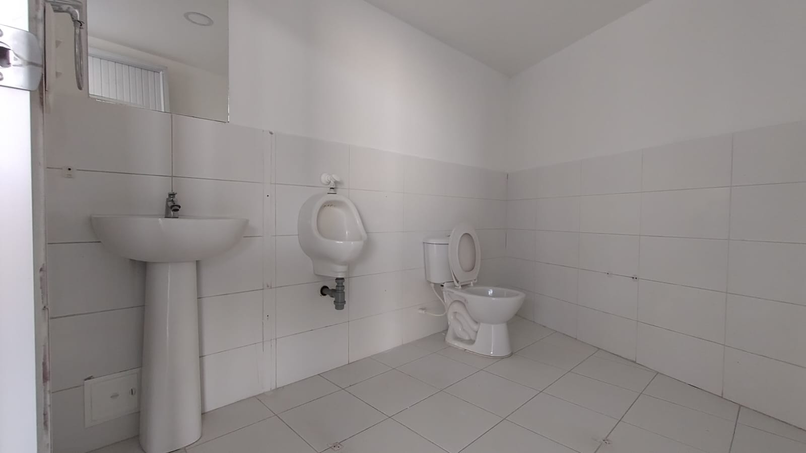 Foto de Local en Arriendo en La carola, Manizales - 14 - 279068475