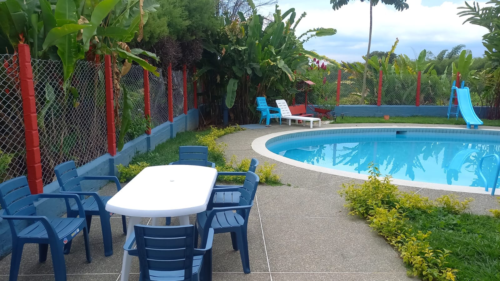 Foto de Casa campestre en Venta en Km 5 via tebaida, Armenia  - 13 - 279065750