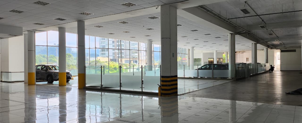 Foto de Local en Arriendo en Avenida alberto mendoza, Manizales - 15 - 279066292