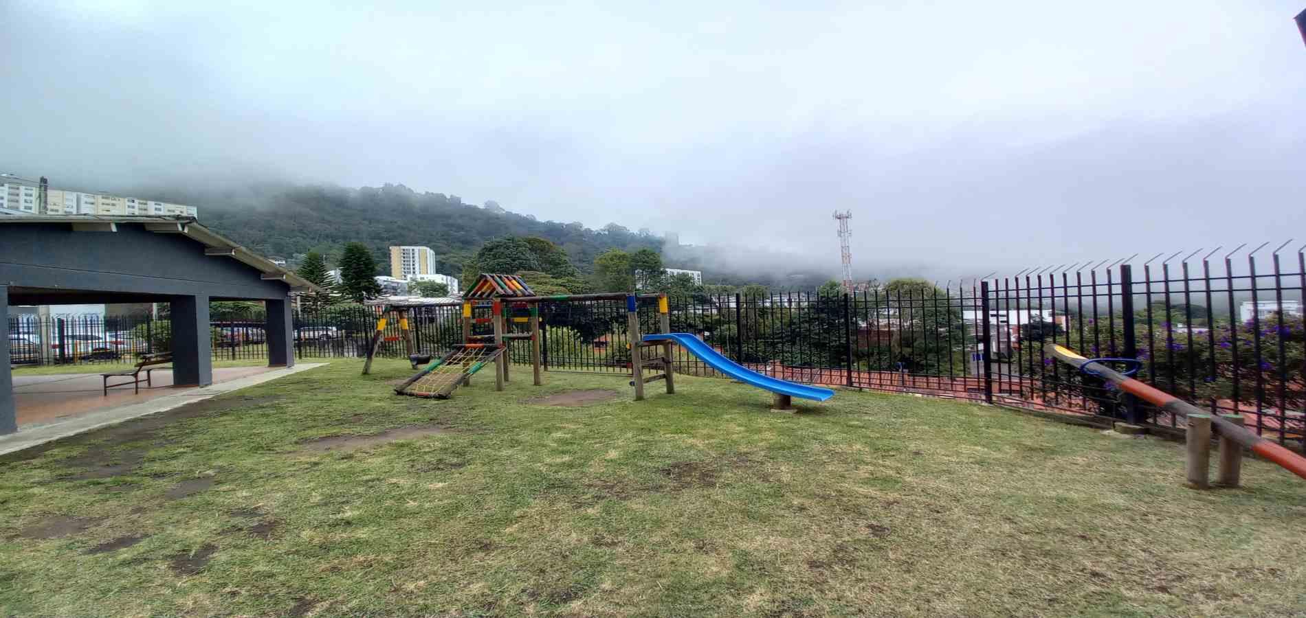 Foto de Apartamento para Arriendo en La francia, Manizales - 279070247
