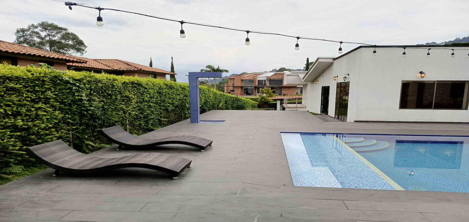 Foto de Casa campestre en Venta en Av. la romelia el pollo, Dosquebradas - 87 - 279061808