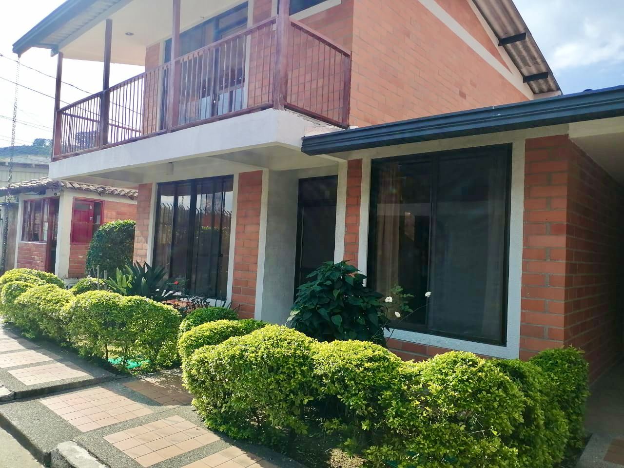Foto de Casa campestre en Venta en Alto de la mina, Chinchina - 1 - 279064531