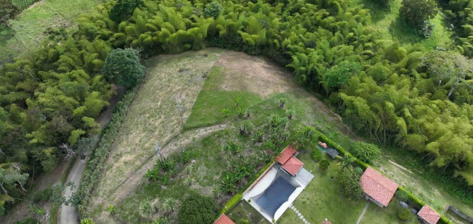 Foto de Lote / terreno en Venta en Centro, Quimbaya - 9 - 279068851