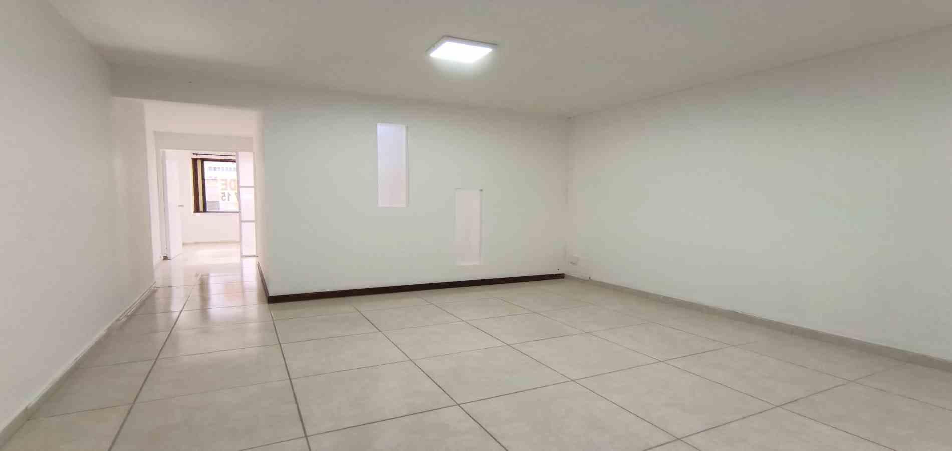 Foto de Oficina en Venta en Centro, Manizales - 4 - 279069913