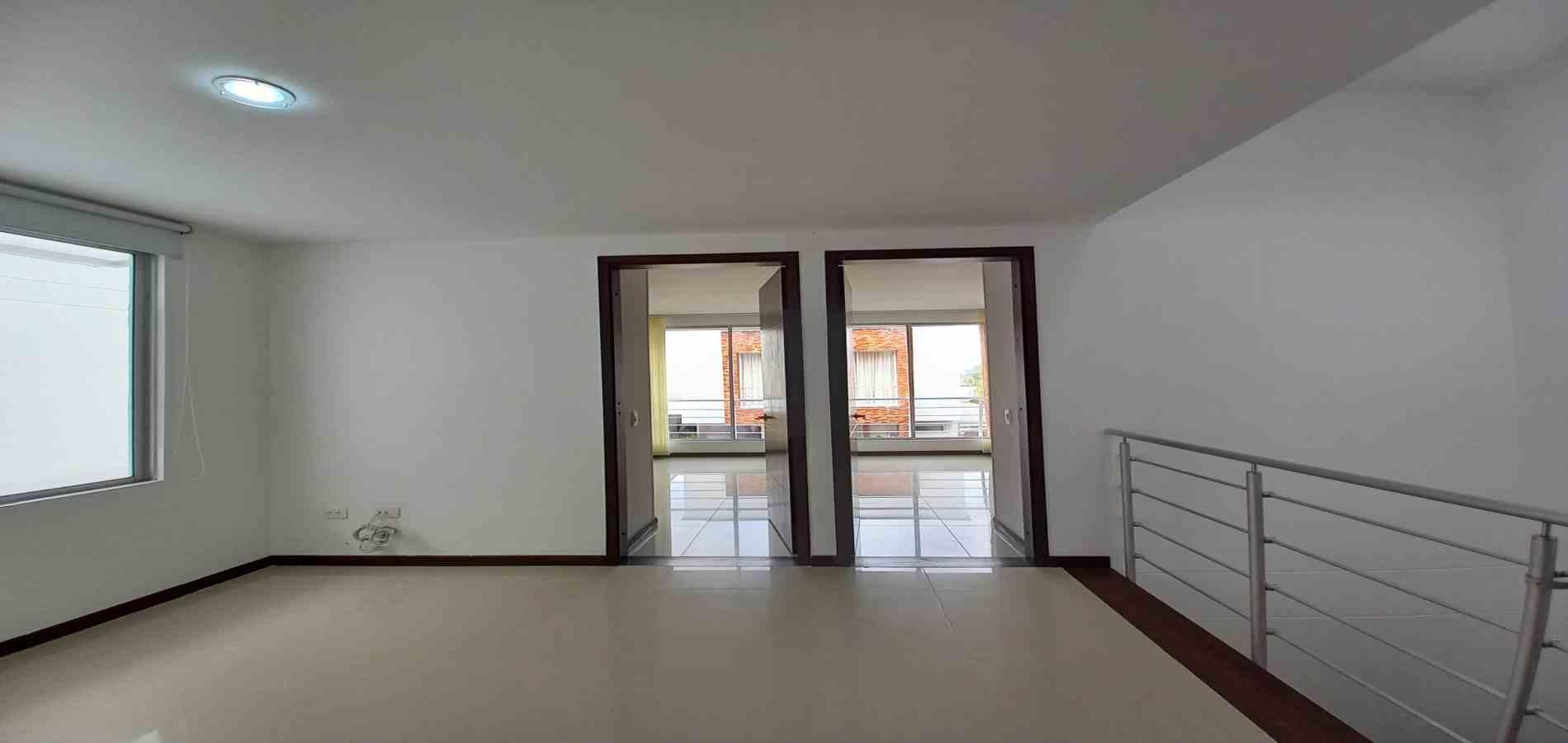 Foto de Casa en Arriendo en Av 19, Armenia  - 33 - 279068699
