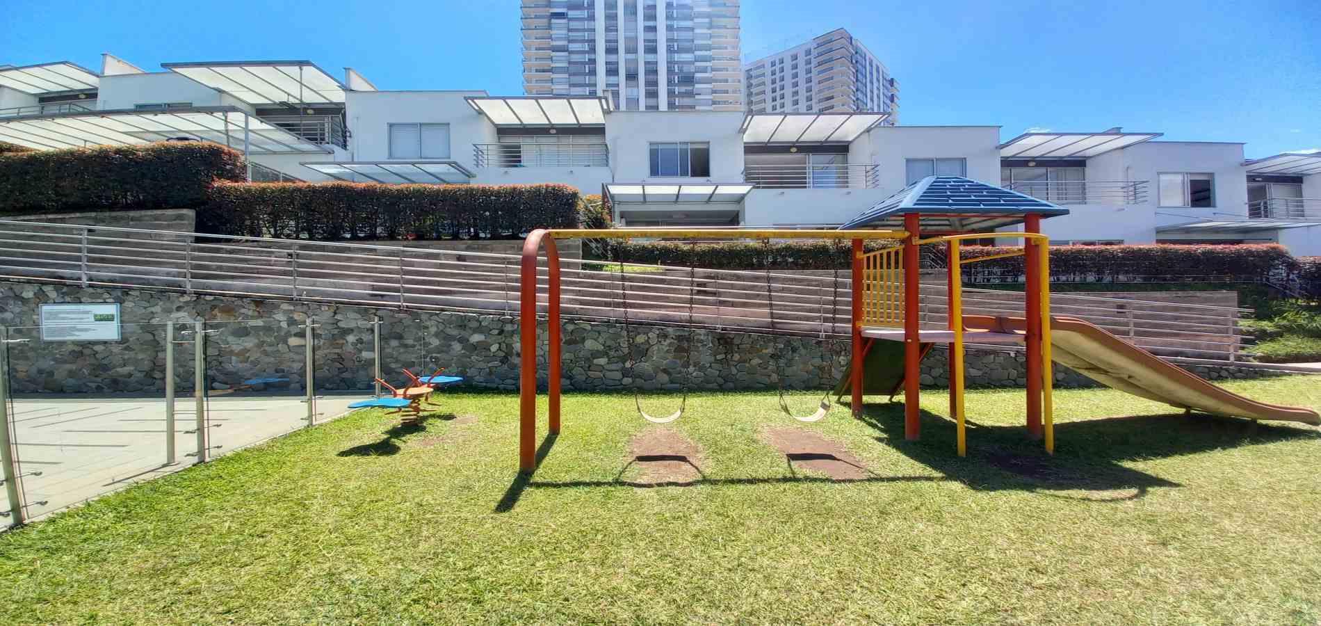 Foto de Casa en Arriendo en Bosque popular, Manizales - 3 - 279069463