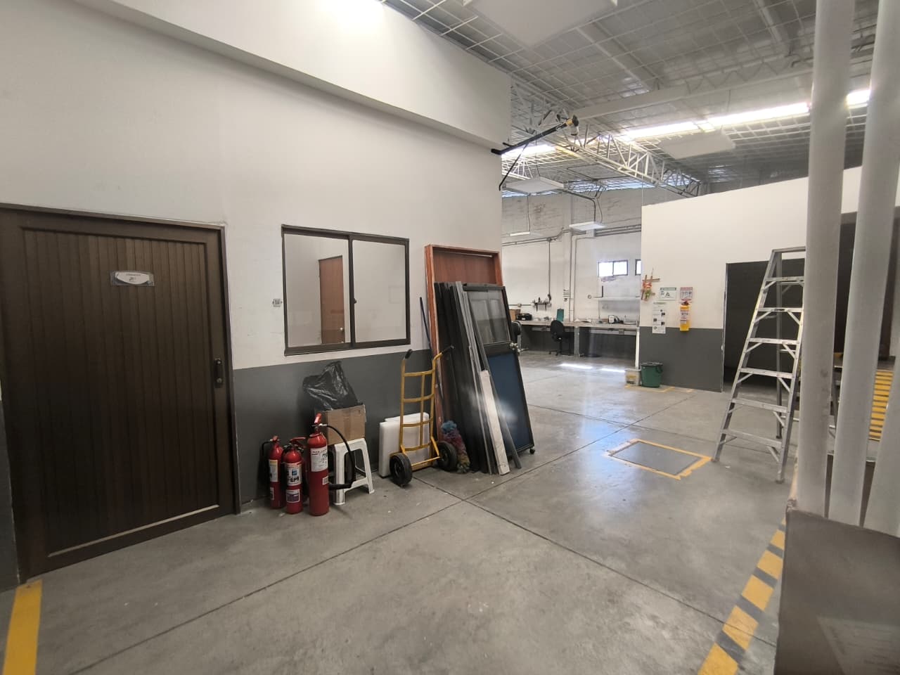 Foto de Local en Arriendo en Avenida 30 de agosto, Pereira - 4 - 279069739